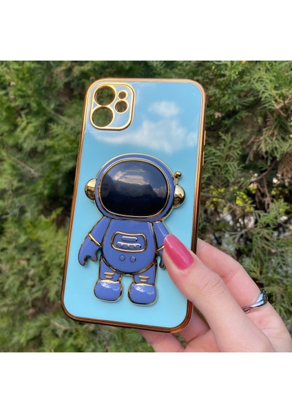 iPhone 11 Mavi Standlı Astronot Silikon Kılıf