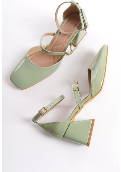 Sigva Mary Jane Yazlık Mint Yeşili Rugan Kalın Topuklu Bantlı Ayakkabı