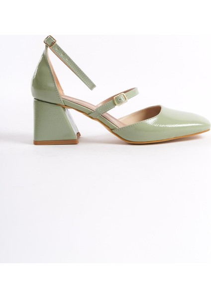 Sigva Mary Jane Yazlık Mint Yeşili Rugan Kalın Topuklu Bantlı Ayakkabı fırsatları