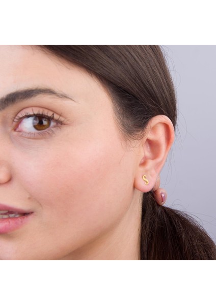 14 Ayar Altın S Harf Küpe 0,41 gr modelleri