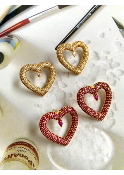 Özel Tasarım Fuşya Taşlı Kalp Küpe fırsatları