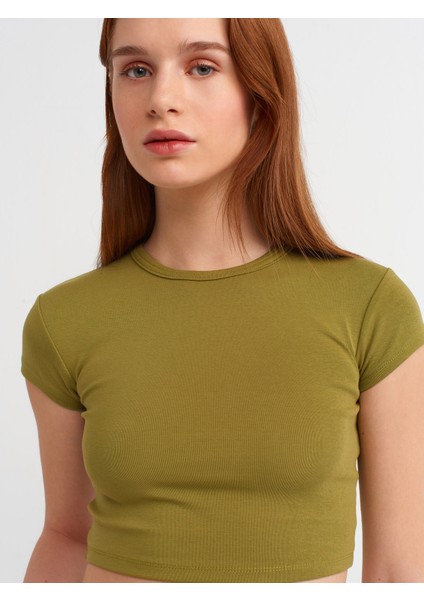30936 Vücuda Oturan Crop Top-Haki