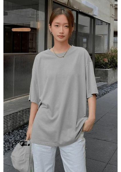 Kadın Oversize Penye Kısa Kollu T-Shirt fiyatları