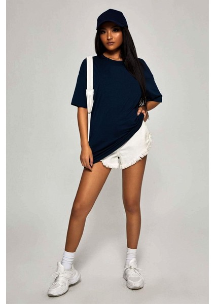 Kadın Oversize Bol Kesim Kısa Kollu T-Shirt fiyatları