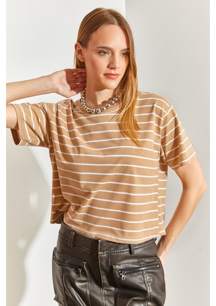 Bisiklet Yaka Çizgili T-Shirt modelleri