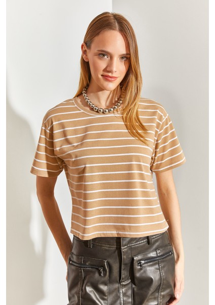 Bisiklet Yaka Çizgili T-Shirt indirimleri