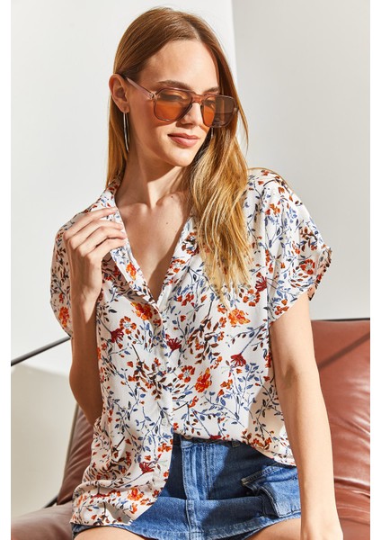 Çiçek Desen Kısa Kollu Keten Görünümlü Gömlek fırsatları