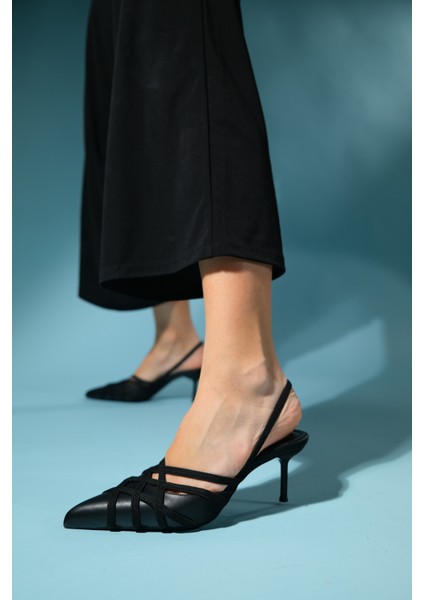 March Siyah Cilt Kadın Ince Topuklu Ayakkabı fırsatları