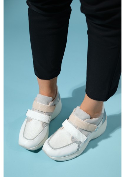 Berge Beyaz Bej Kadın Cırtlı Dolgu Taban Spor Sneakers