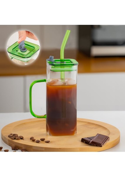 Sızdırmaz Kapaklı Isıya Dayanıklı Cam Pipetli Kare Kupa 400 ml