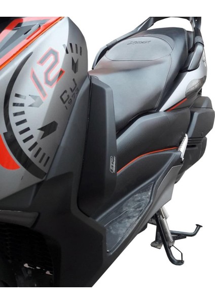 Yamaha XMAX 250-400 2018-2022 Uyumlu Bacak Koruma Fiber fiyatları