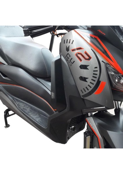 Yamaha XMAX 250-400 2018-2022 Uyumlu Bacak Koruma Fiber modelleri