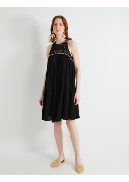 Mini Elbise Volanlı Kroşe Yaka Detaylı modelleri