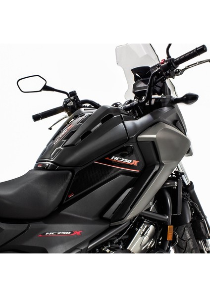 Honda NC 750 X 2016-2020 Uyumlu Tank Pad Seti Kırmızı