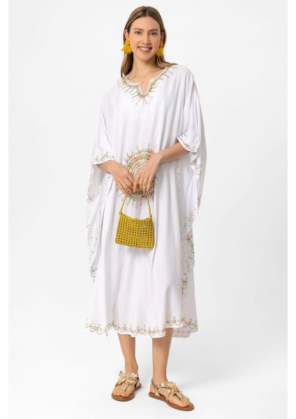 Beyaz Şile Bezi Yarasa Kollu Işlemeli Uzun Yazlık Astarsız Plaj Pamuklu Kaftan Elbise