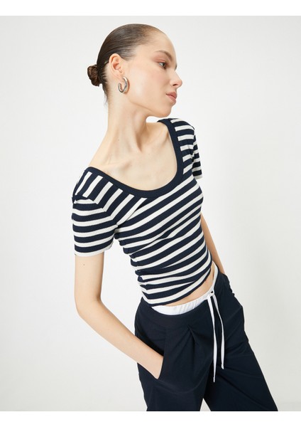 Derin U Yaka Tişört Kısa Kollu Kaşkorse Viskon Kumaş Karışımlı