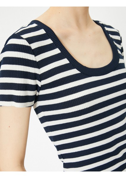 Derin U Yaka Tişört Kısa Kollu Kaşkorse Viskon Kumaş Karışımlı indirimleri