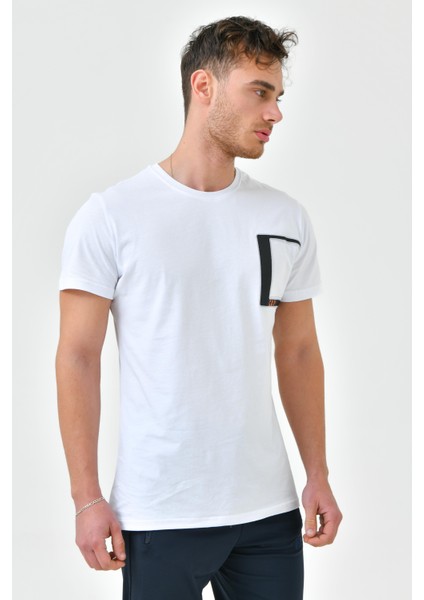 Beyaz Nakış Detaylı O Yaka Standart Kalıp Erkek T-Shirt fırsatları