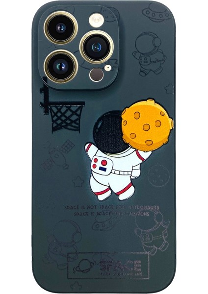 iPhone 12 Pro Basketçi Astronot Siyah Silikon Kılıf