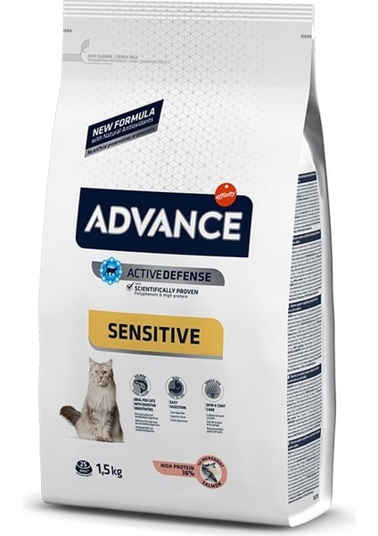 Somon Balıklı Yetişkin Kuru Kedi Maması 1,5 Kg