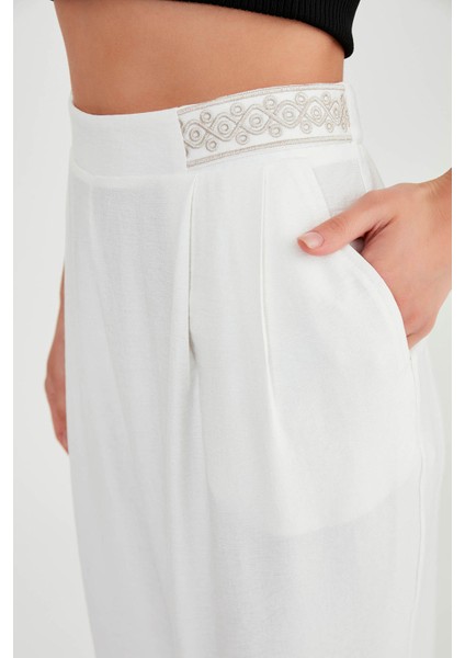 Beli Etnik Desenli Pileli Pantolon fırsatları