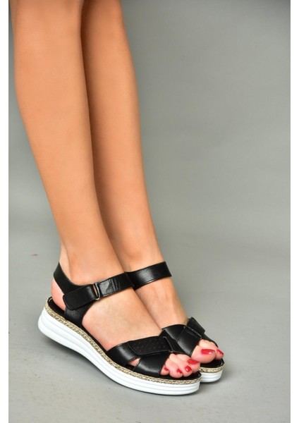P540002003 Siyah Hakiki Deri Kadın Sandalet indirimleri