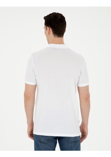 Erkek Beyaz Regular Fit Basic Tişört 50291576-VR013 indirimleri
