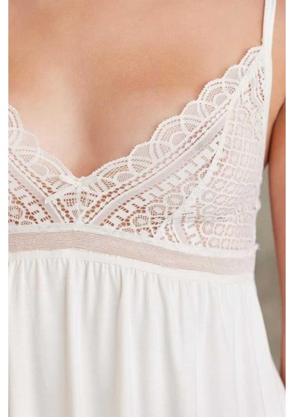 2820 Kadın Ekru Dantelli Penye 3'lü Sabahlıklı Pijama Takım