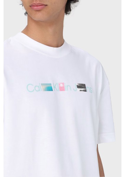 Pamuklu Relaxed Fit Bisiklet Yaka T Shirt J30J325195YAF Erkek T Shirt J30J325195 Yaf