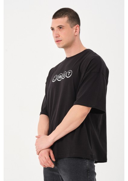 Erkek Bisiklet Yaka Logo Detaylı Oversize T-Shirt fırsatları
