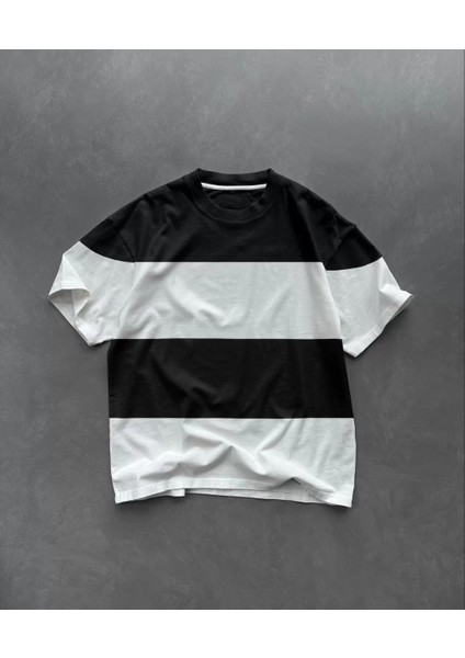 Unisex Bisiklet Yaka Parçalı T-Shirt - Siyah