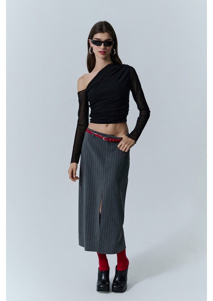 Düşük Omuz Detaylı Tül Bluz Siyah fiyatları