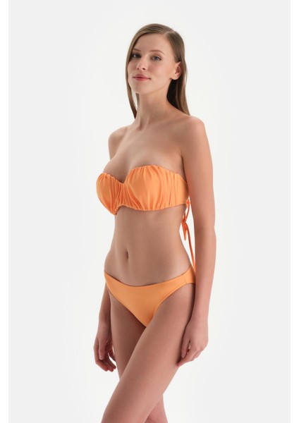 Turuncu Straplez Kaplı Bikini Üst