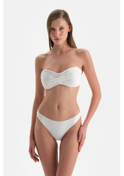 Beyaz Brazılıan Bikini Alt indirimleri