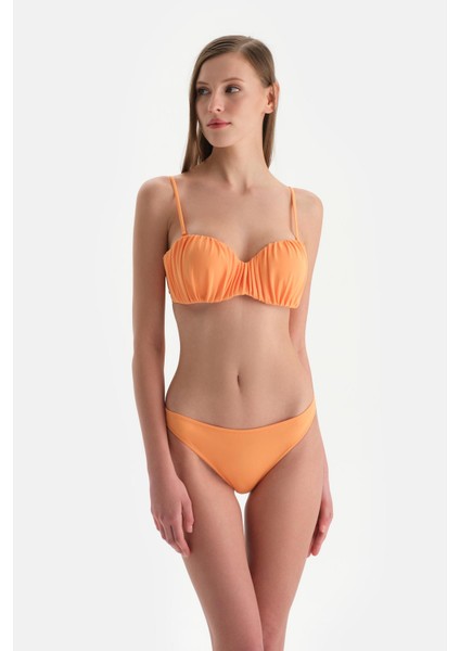 Turuncu Straplez Kaplı Bikini Üst