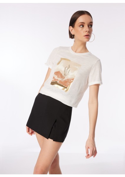 Bisiklet Yaka Baskılı Kırık Beyaz Kadın T-Shirt F4SL-TST0644 modelleri