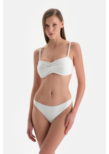 Beyaz Brazılıan Bikini Alt