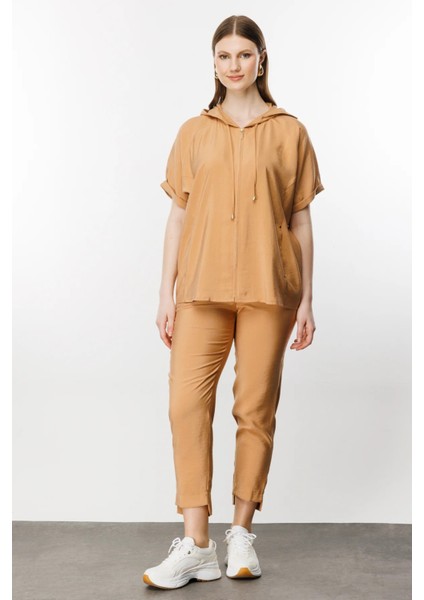 Büyük Beden Dar Paça Lastikli Bel Camel Kadın Pantolon 24EKL01688