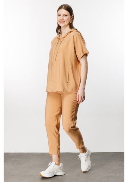 Büyük Beden Dar Paça Lastikli Bel Camel Kadın Pantolon 24EKL01688