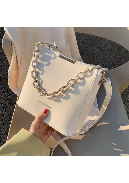 Kadınlar Için Internet Ünlü Doku Popüler Çanta 2023 Yeni Moda, Şık ve Çok Yönlü Ins Kadınlar Için Tek Omuz Crossbody Çanta (Yurt Dışından) fırsatları