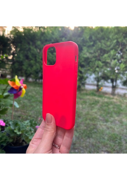 iPhone 12 Mini Kırmızı Yumuşak Silikon Kılıf