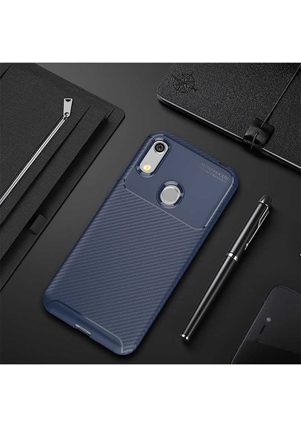 Honor 8A Uyumlu Kılıf Karbon Armor Serisi, Ultra Dayanıklı ve Esnek Slim Fit Karbon Görünümlü Silikon