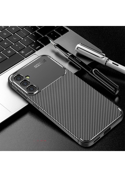 Samsung Galaxy S24 Plus Uyumlu Kılıf Karbon Armor Serisi, Ultra Dayanıklı ve Esnek Slim Fit Karbon Görünümlü Silikon