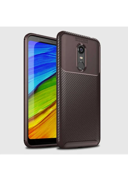 Xiaomi Redmi 5 Plus Uyumlu Kılıf Karbon Armor Serisi, Ultra Dayanıklı ve Esnek Slim Fit Karbon Görünümlü Silikon