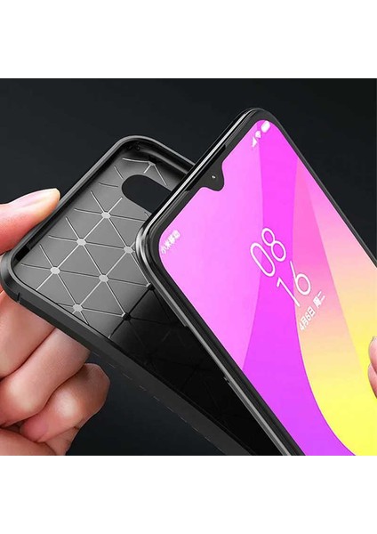 Xiaomi Mi 9 Lite Uyumlu Kılıf Karbon Armor Serisi, Ultra Dayanıklı ve Esnek Slim Fit Karbon Görünümlü Silikon