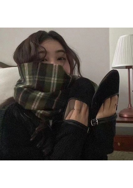 Aynı Ekose Sıcak Kış Trendi Eşarp Erkekler Taklit Kaşmir Eşarp Lüks Tasarımcı Eşarplar ile Kadın Moda Blogcusu (Yurt Dışından) fiyatları