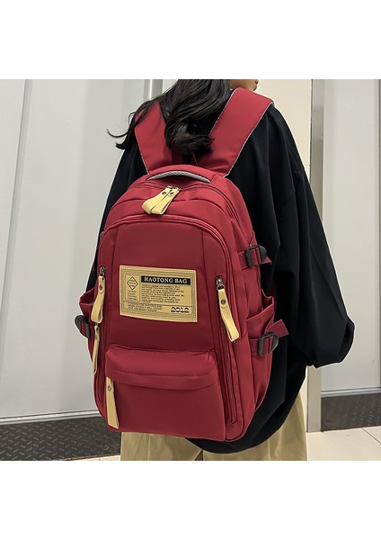 Lise Öğrencileri Gündelik, Sade, Şık ve Nefes Alabilen Okul Çantalarıdır (Yurt Dışından) modelleri