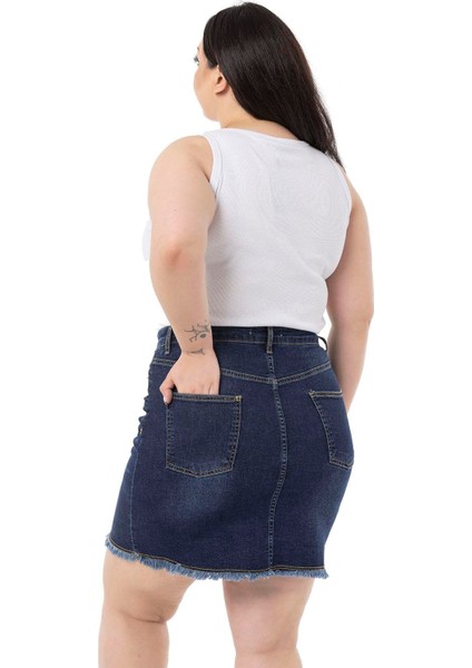 Büyük Beden Eteği Püsküllü Düğme Detaylı Lacivert Denim Mini Etek