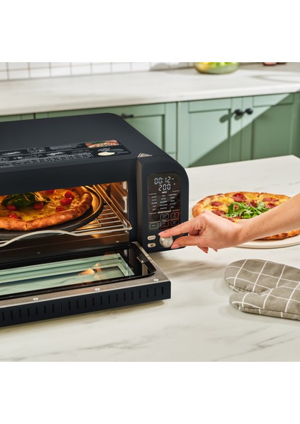 Multicrust Artisan Retro Pizza Makinesi ve Airfryer Mat Siyah