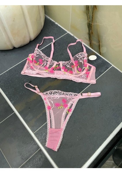 Pembe Çiçekli Bralet Takımı